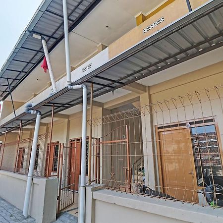 Spot On 92934 Nusantara Syariah Yogyakarta Kültér fotó